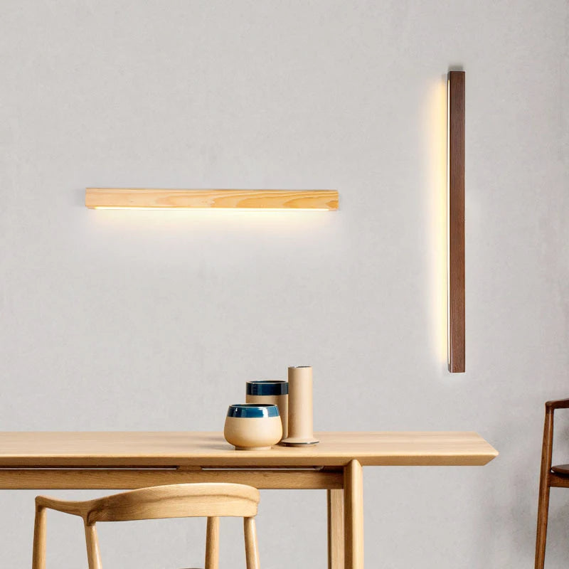 Moderne Holz-LED-Wandleuchte
