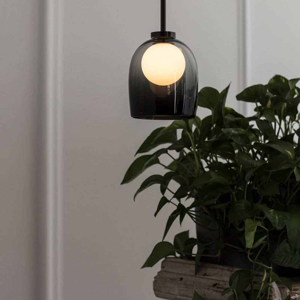 Moderne Glas-Hängelampe mit Transparentem oder Rauchfarbenem Schirm – Elegante und Raffinierte Beleuchtung