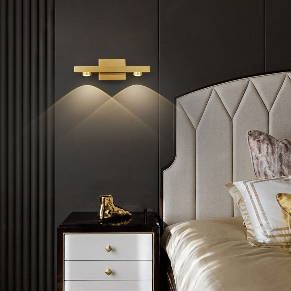 Freja - Moderne LED-Wandleuchte, Schwarz/Gold, Badezimmer, Metall
