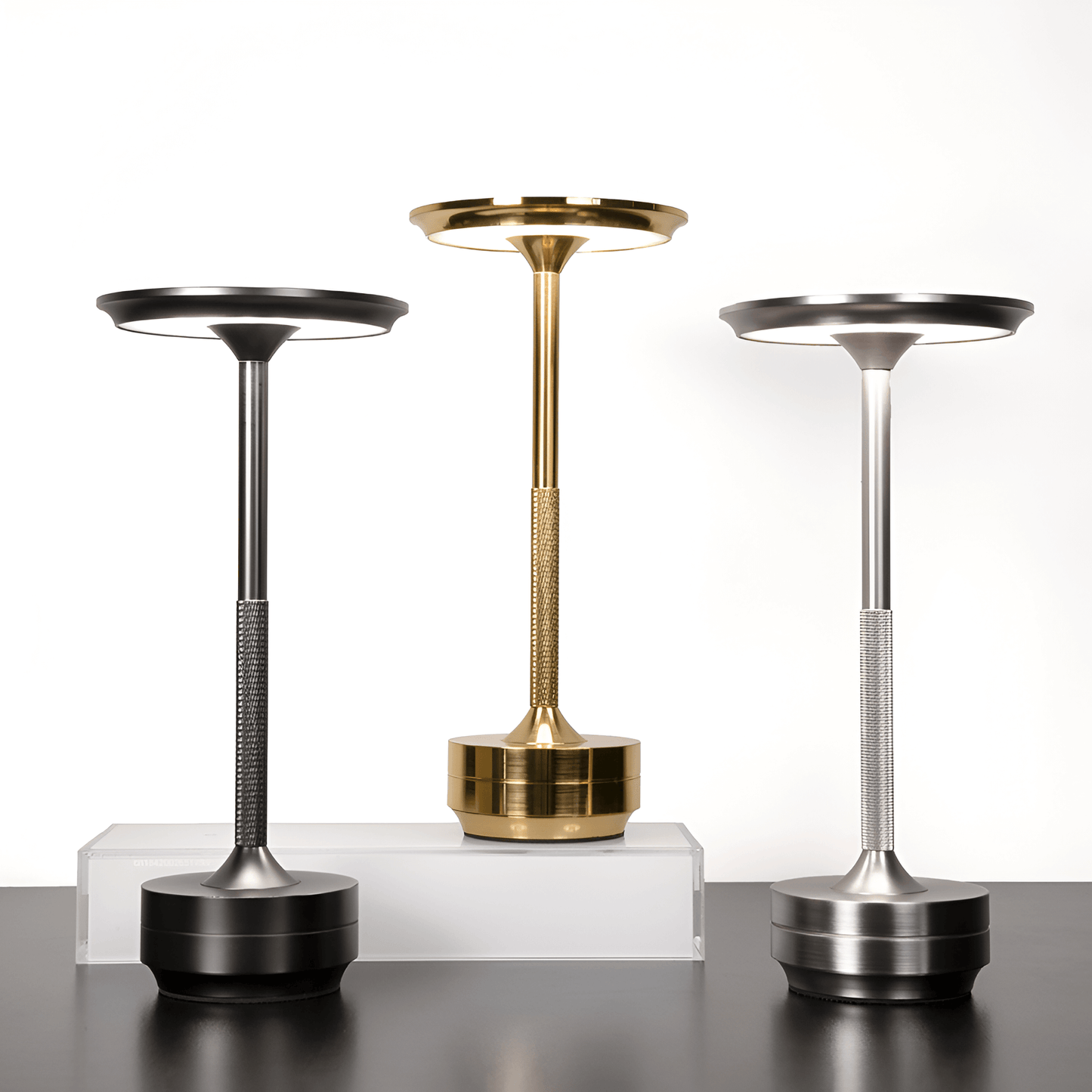 Lampe AmbiGlow - Kabelloses, Wiederaufladbares Licht, Elegante und Moderne Atmosphäre für Innen und Außen