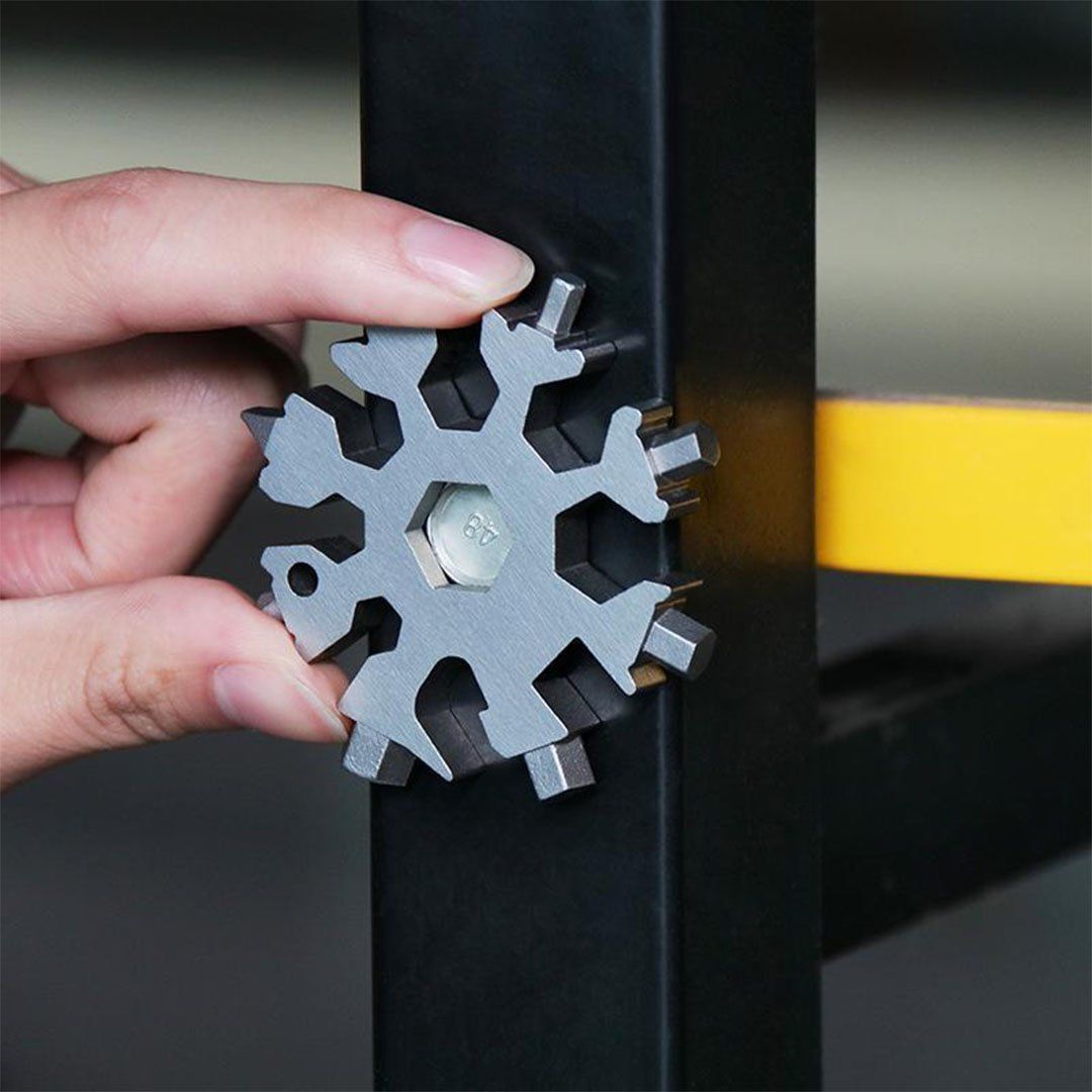 50% RABATT | 18-in-1 Edelstahl Schneeflocken Multi-Tool