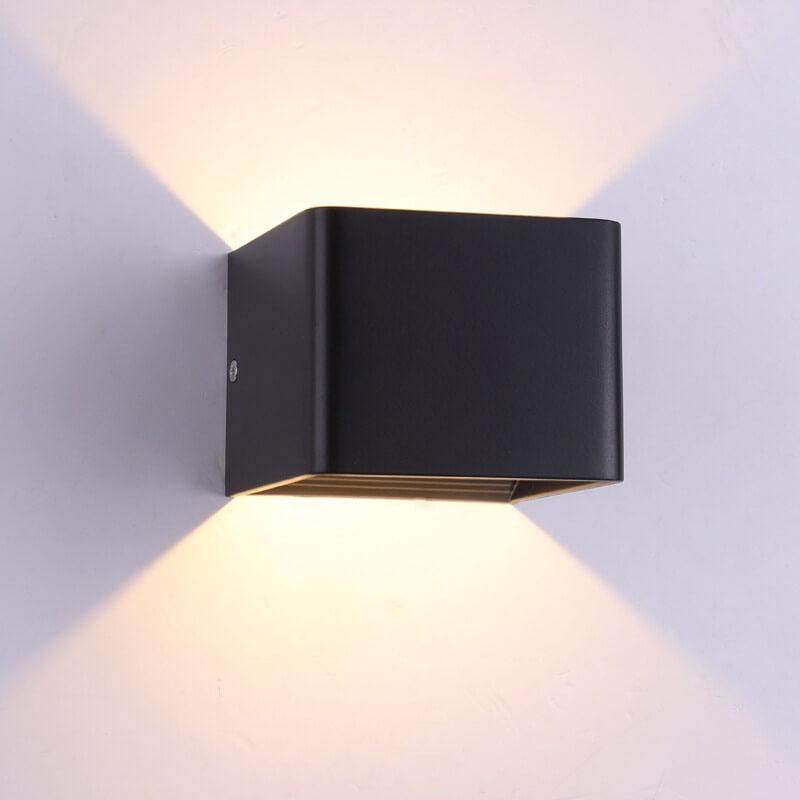 LuxorLight – Quadratische Aluminium LED Wandleuchte