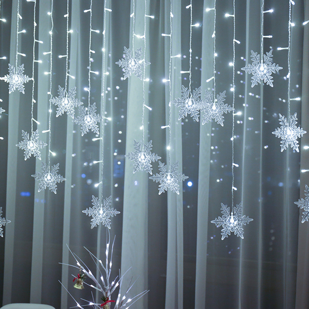 LED Lichterkette mit Schneeflocken – Bunte Deko-Lichter für Weihnachten und Festdekoration