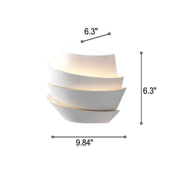 Wandleuchte aus Eisen mit zwei Lichtquellen