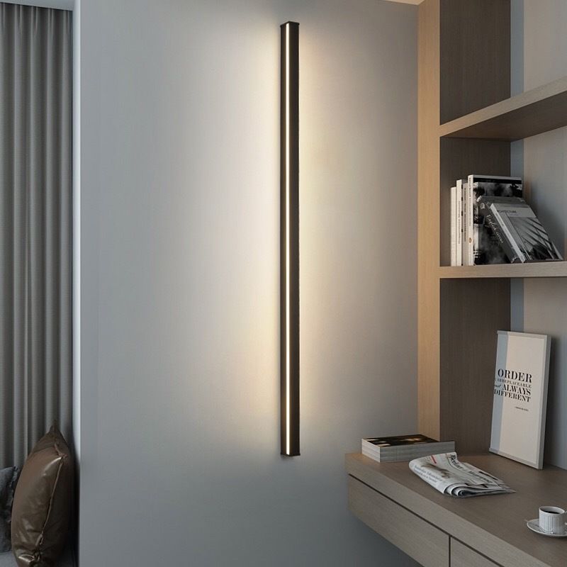 Moderne schwarze LED-Wandleuchte Bar