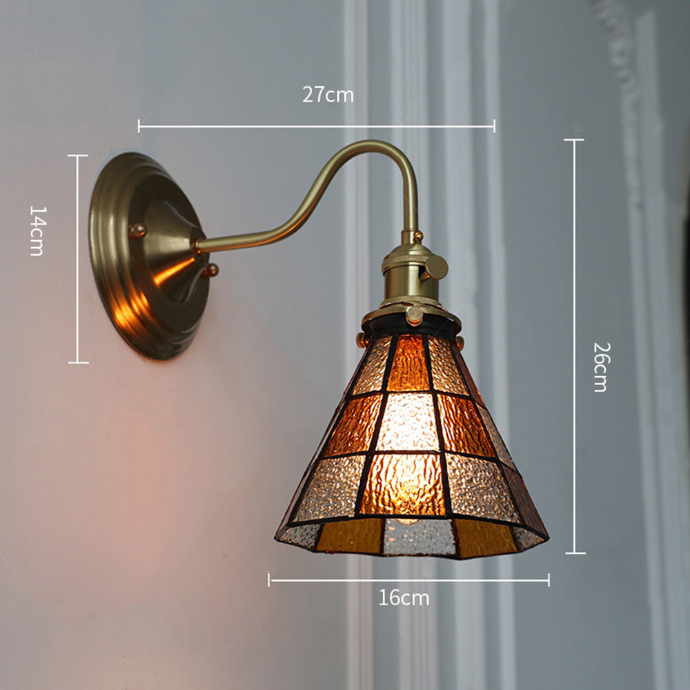 Wandleuchte mit vintage Glas-Schirm