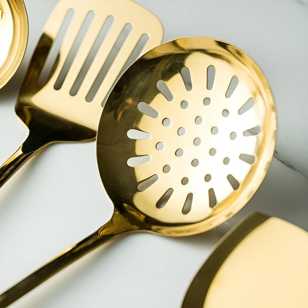 Goldenes Edelstahl Besteckset