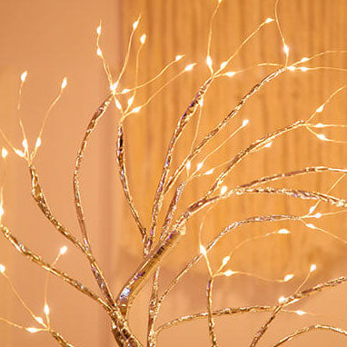 LED Tischlampe mit bunten Baumlichtern