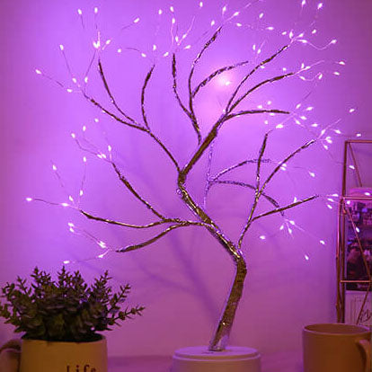 LED Tischlampe mit bunten Baumlichtern