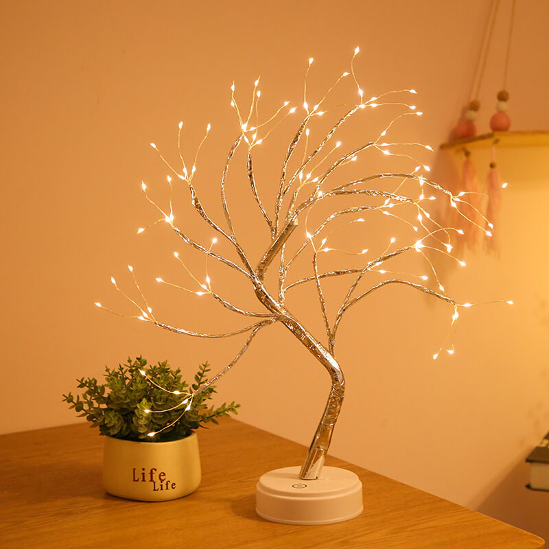LED Tischlampe mit bunten Baumlichtern