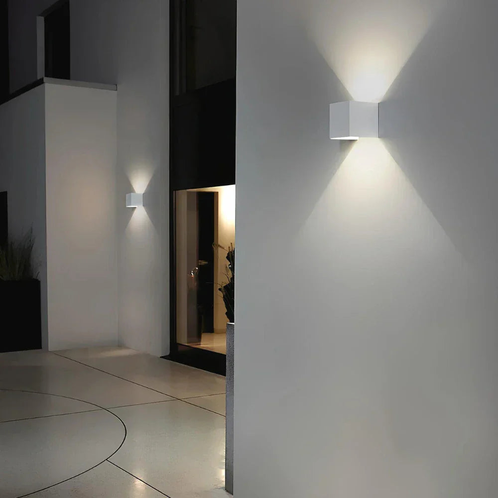 Moderne schwarze Aluminium-Wandlampe