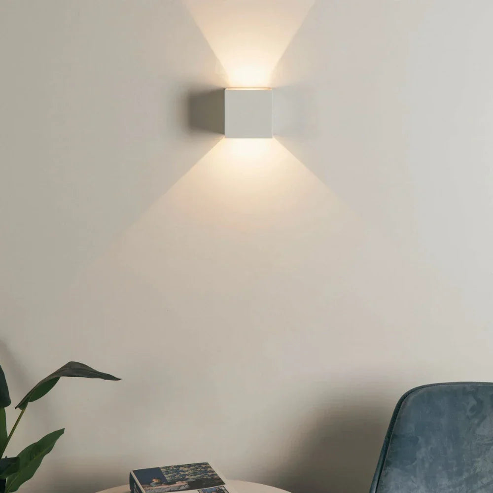 Moderne schwarze Aluminium-Wandlampe