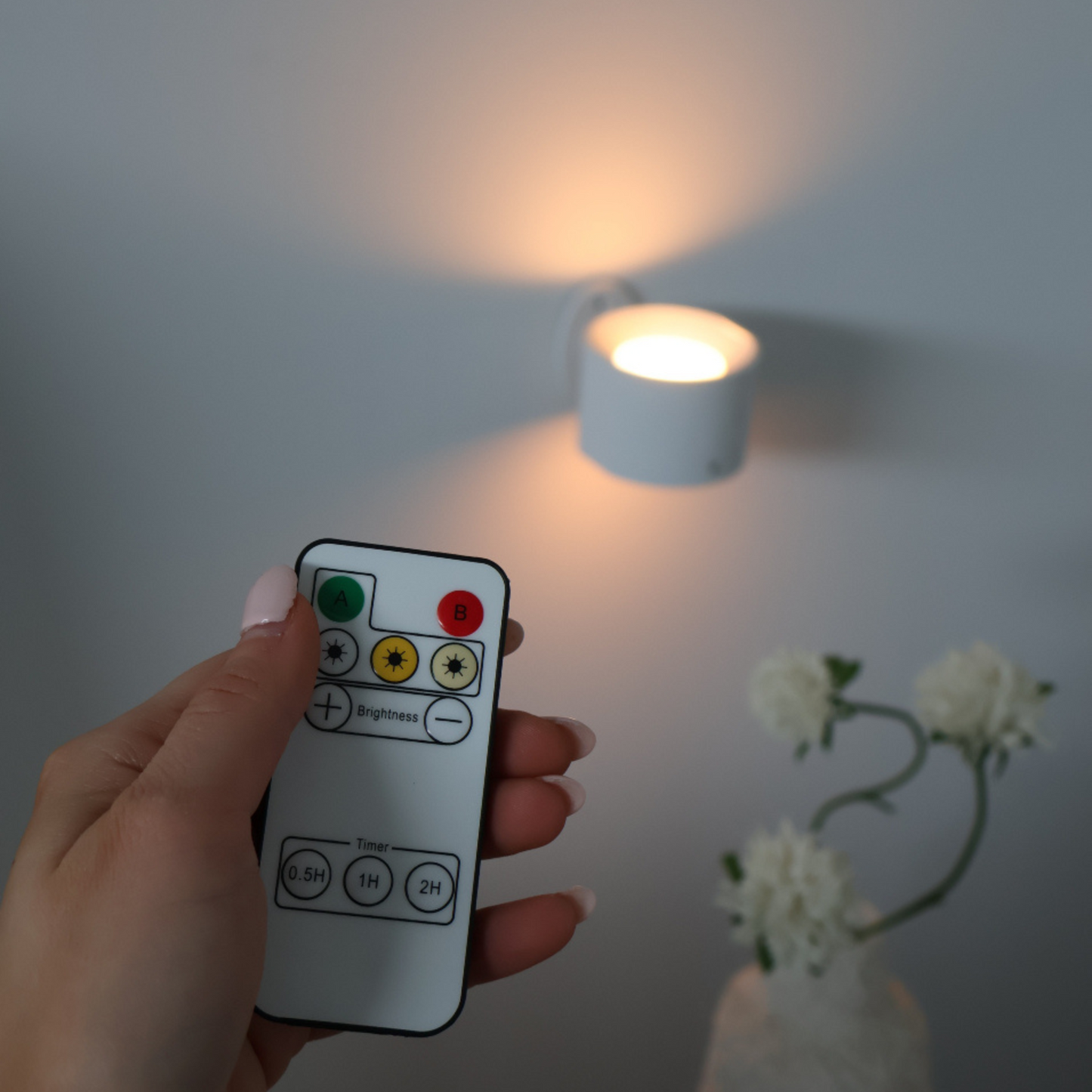 Kabellampe mit wiederaufladbaren Batterien und dimmbarem Licht - Wandlampe für eine warme Atmosphäre