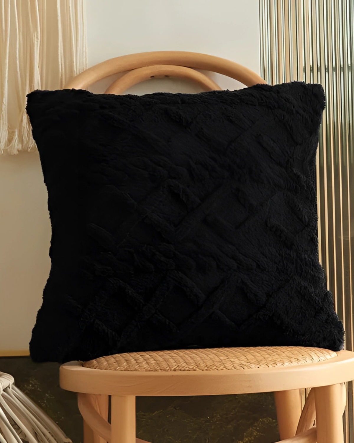 ZenWeave – Luxuriöses Reliefkissen mit subtiler geometrischer Gestaltung für einen stilvollen Innenraum