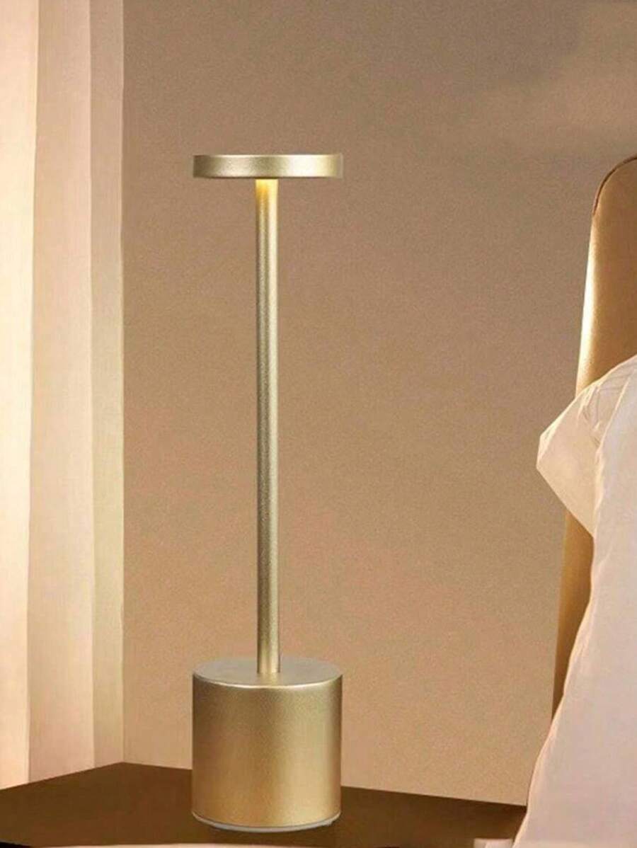 AvaLite - Minimalistische LED-Schreibtischlampe