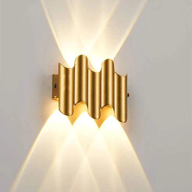Garduru - Elegante LED-Wandlampe mit warmem Licht für eine beruhigende Atmosphäre