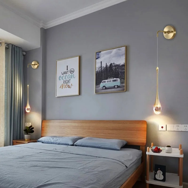 Elegante Wandleuchte Gold für Innen | LuxeSphereGlow