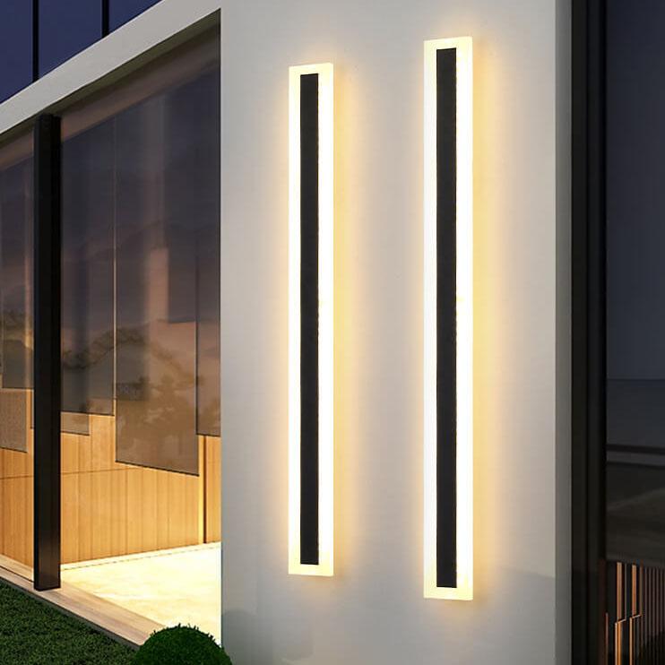 Schlanke Außenwandleuchte aus Aluminium mit LED-Beleuchtung