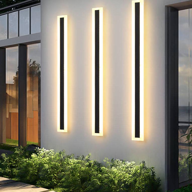 Schlanke Außenwandleuchte aus Aluminium mit LED-Beleuchtung