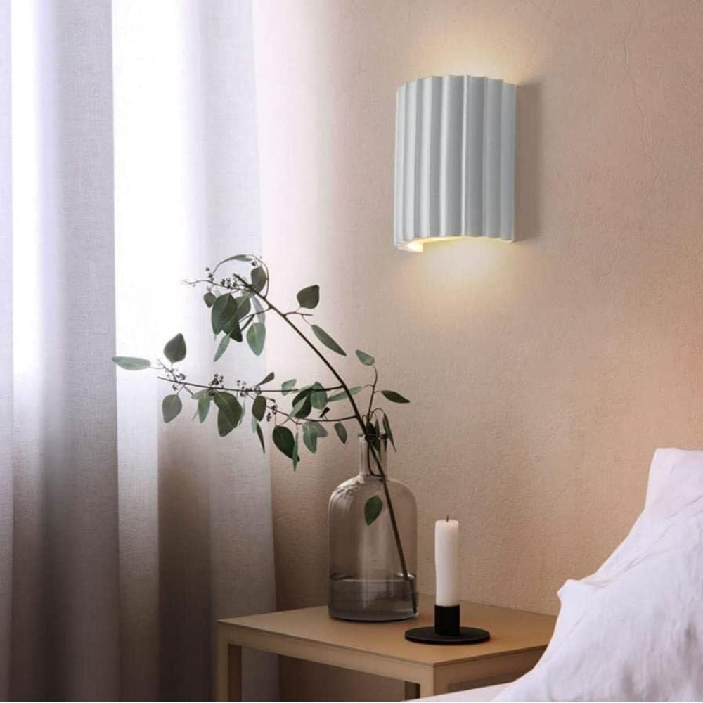 LumiWave – Wandleuchte mit wellenförmigem Design für ein modernes Interieur