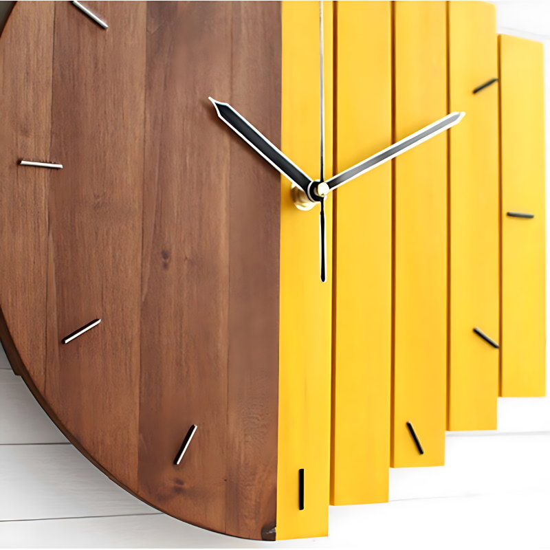 Garduru | Kreative Wanduhr aus Holz im Xylophon-Design