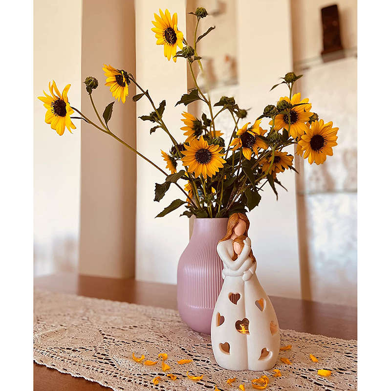 Lampe Eternal Love - Romantische und Elegante Beleuchtung aus Beige Resin
