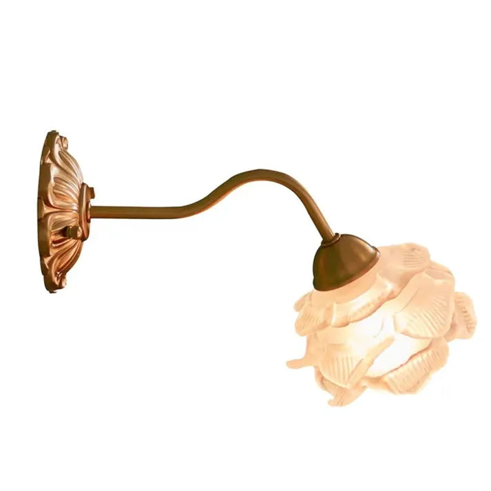 Vintage-Wandlampe aus Kupfer und Glas – Zarte Blütenblätter