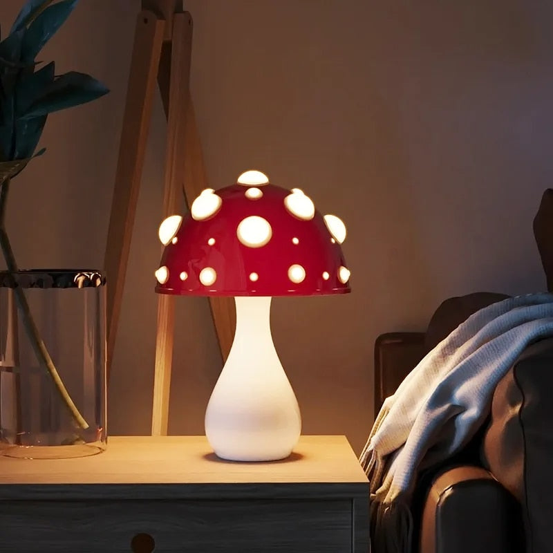 LumiFungi – Luxuriöse LED-Tischlampe mit atmosphärischer Pilzform und dimmbarem Licht