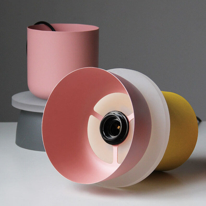 Garduru | Bunte nordische LED-Pendelleuchte, die mit ihrem lebhaften Design eine einladende Atmosphäre schafft