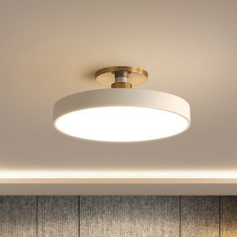 Deckenleuchte mit rundem Acryl-LED-Design