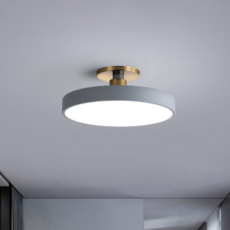 Deckenleuchte mit rundem Acryl-LED-Design