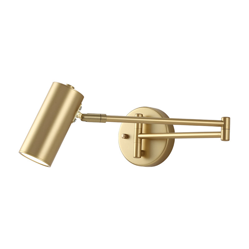 Wandlampe mit Metallschirm und Schwenkarm