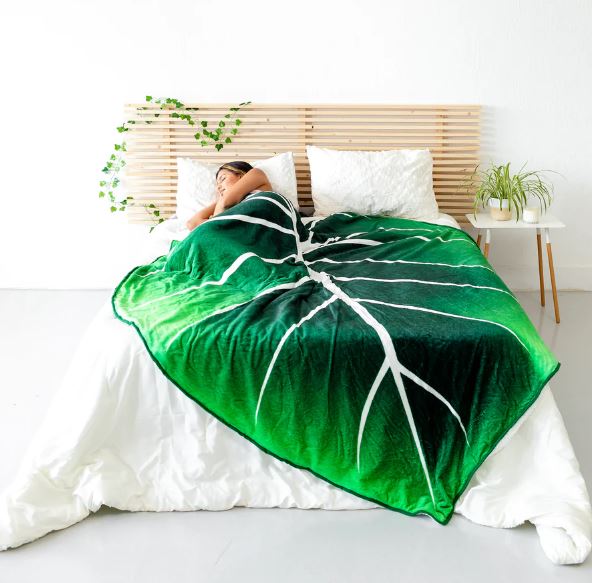 LeafyLuxe™ - Blattförmige Vlies-Decke