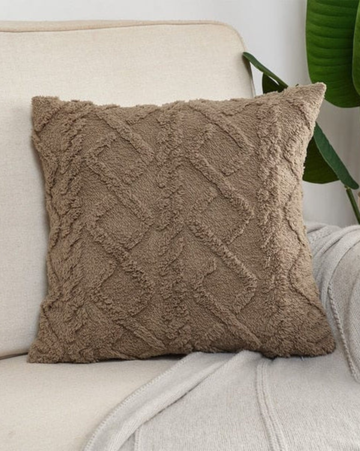 ZenWeave – Luxuriöses Reliefkissen mit subtiler geometrischer Gestaltung für einen stilvollen Innenraum