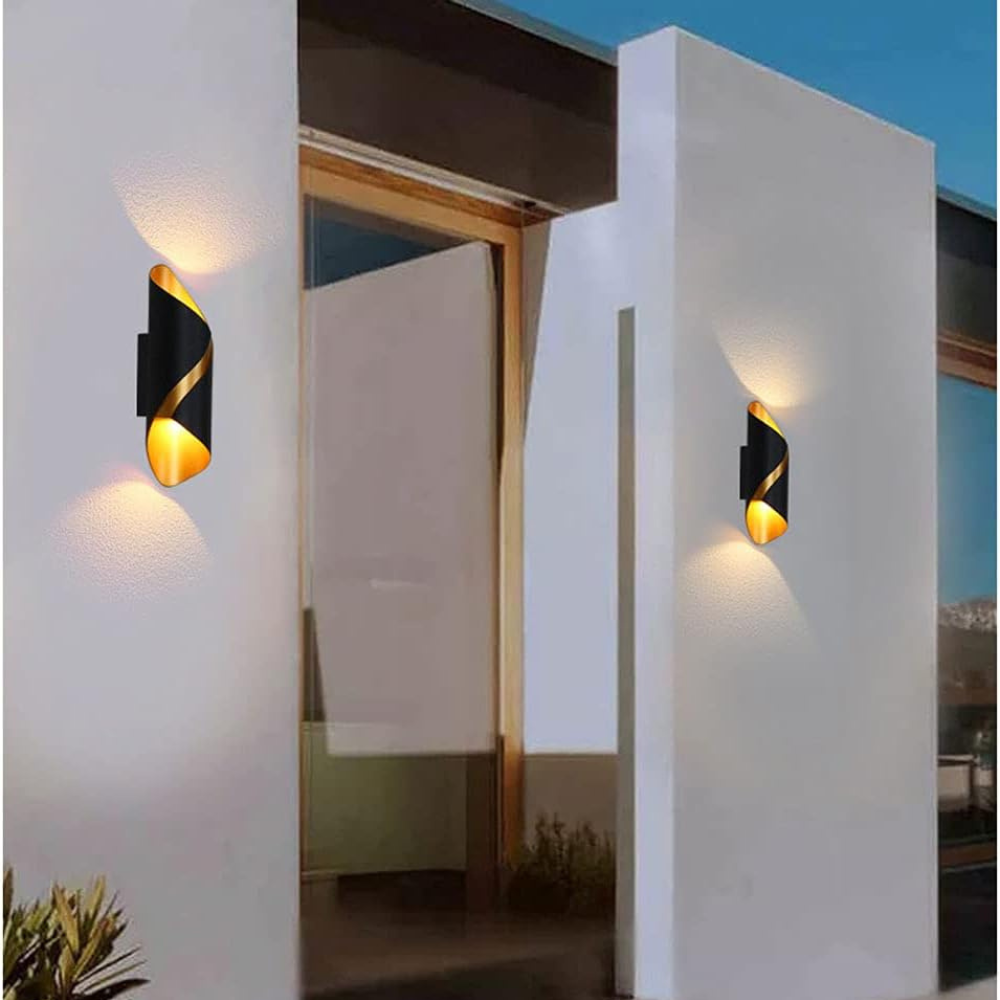Royaleva Moderne LED Außenwandleuchte - Wetterfest, Energieeffizientes Design