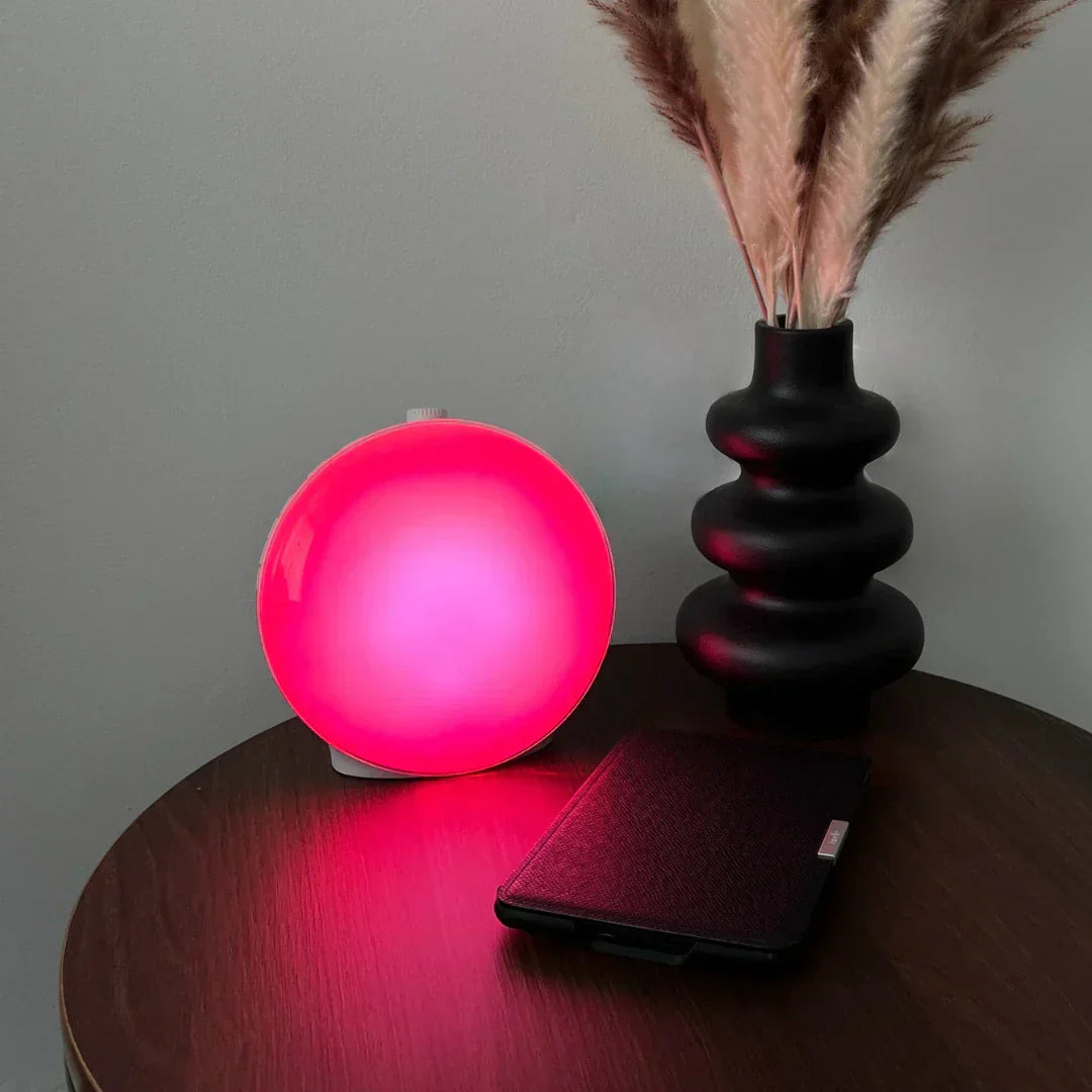 AuroraGlow – Luxus-Weckerlampe mit Sonnenaufgangssimulation und beruhigender Stimmungsbeleuchtung