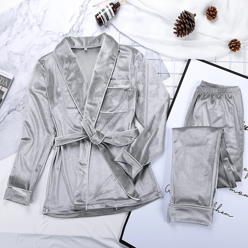 Luxuriöses Samt Pyjama-Set