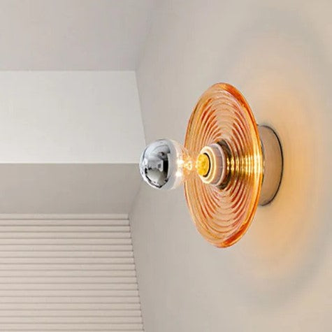 Garduru Glass Wandlampe – Mundgeblasen Ripple-Glas für einen zeitlosen Glanz
