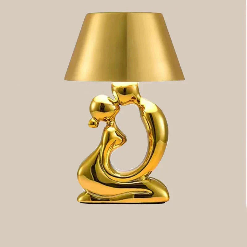 Skulpturale Tischlampe im eleganten Design