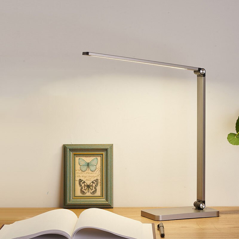 Garduru - Stylische LED-Schreibtischlampe mit Wireless-Charger & USB-Anschlüssen