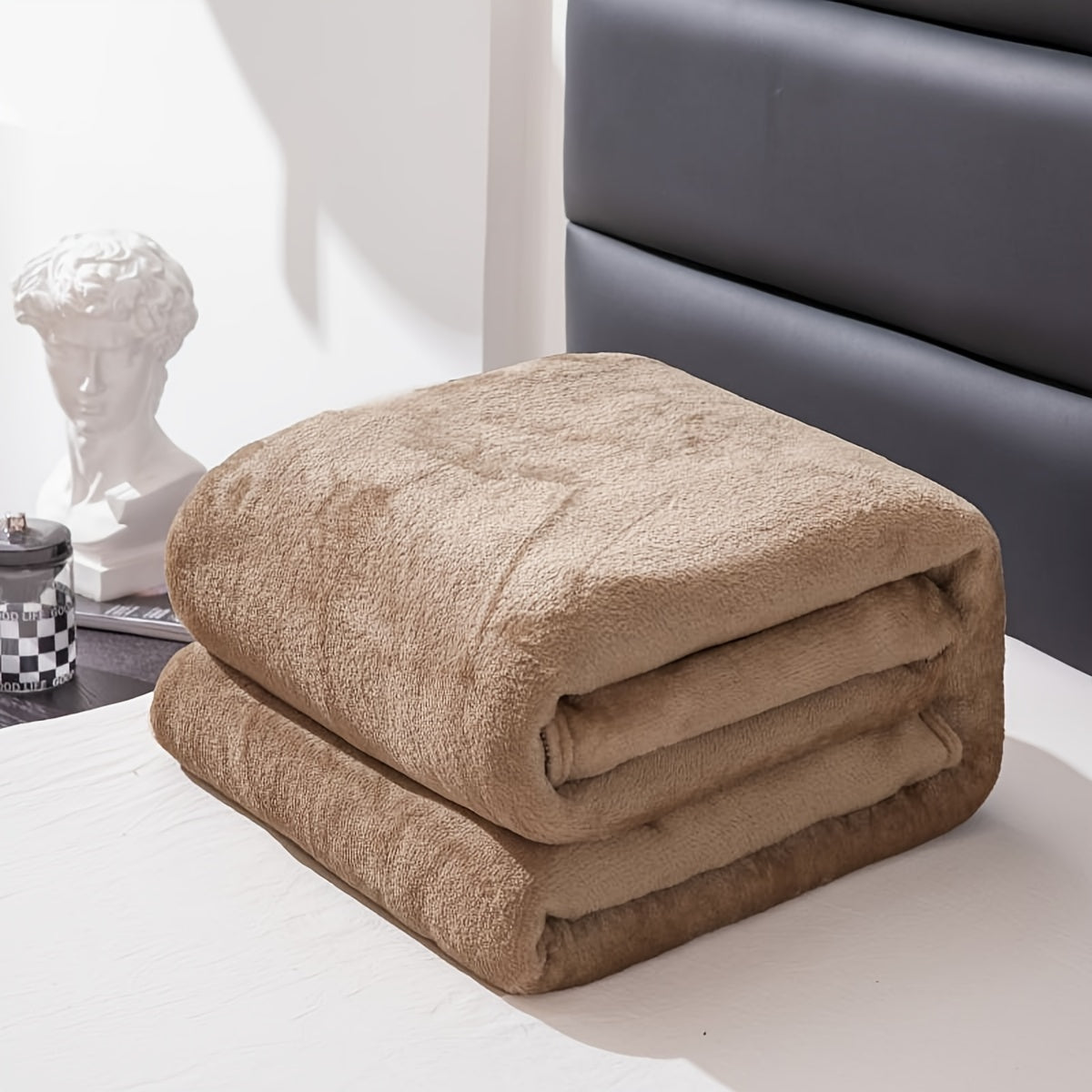 Garduru Flanellplaid – Kuschelige Decke für Sofa & Reisen