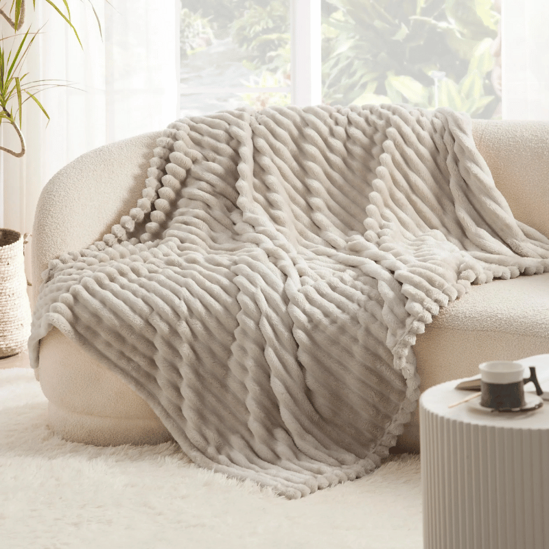Gerippte Plüsch Chenille Wurfdecke