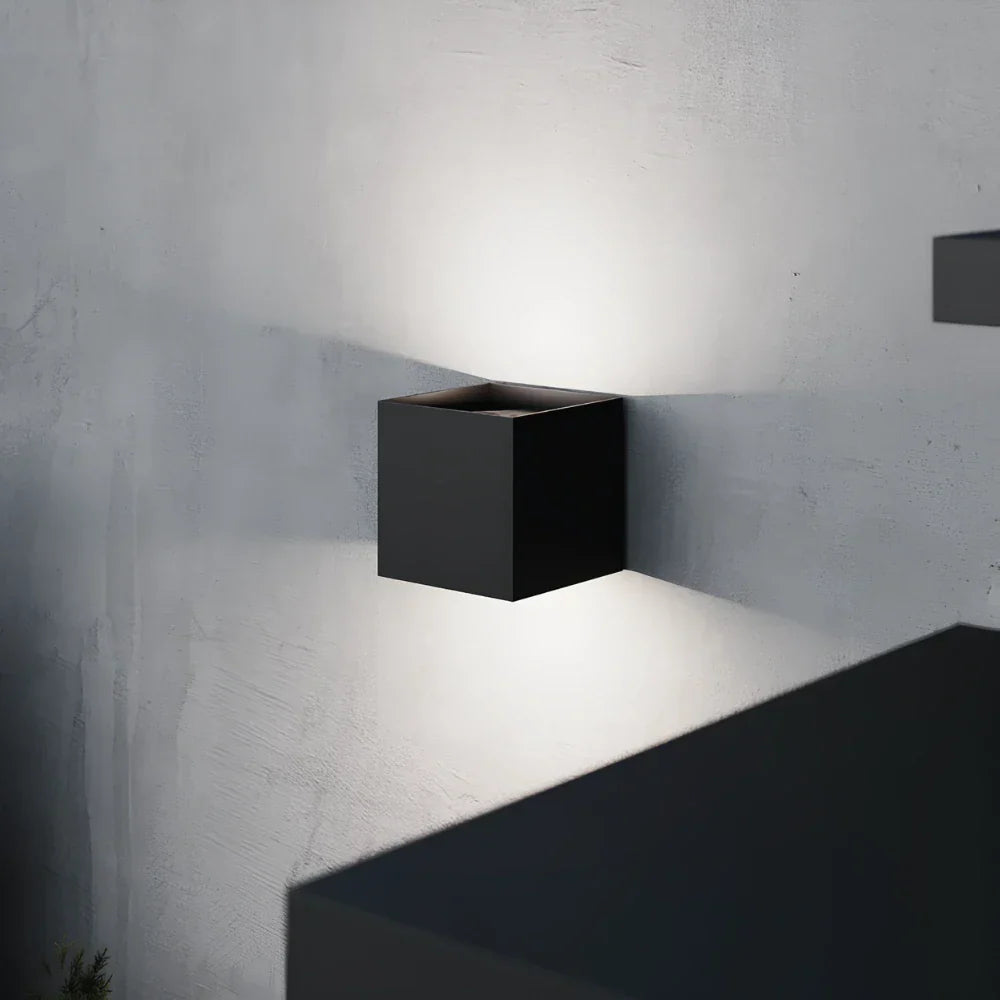 Moderne schwarze Aluminium-Wandlampe