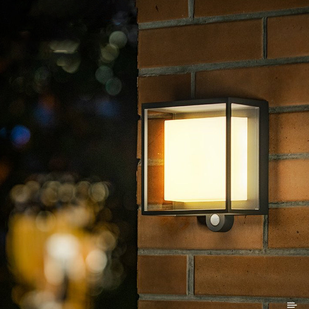Moderne Außenwandleuchte mit Solarenergie und IP65 wasserdichtem Acryl