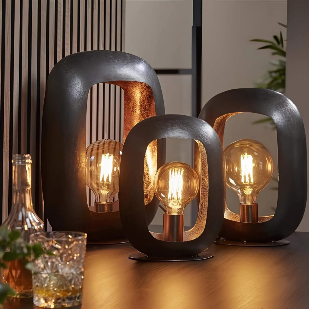 Moderne Tischlampe Schwarz mit LED | LuxeLight