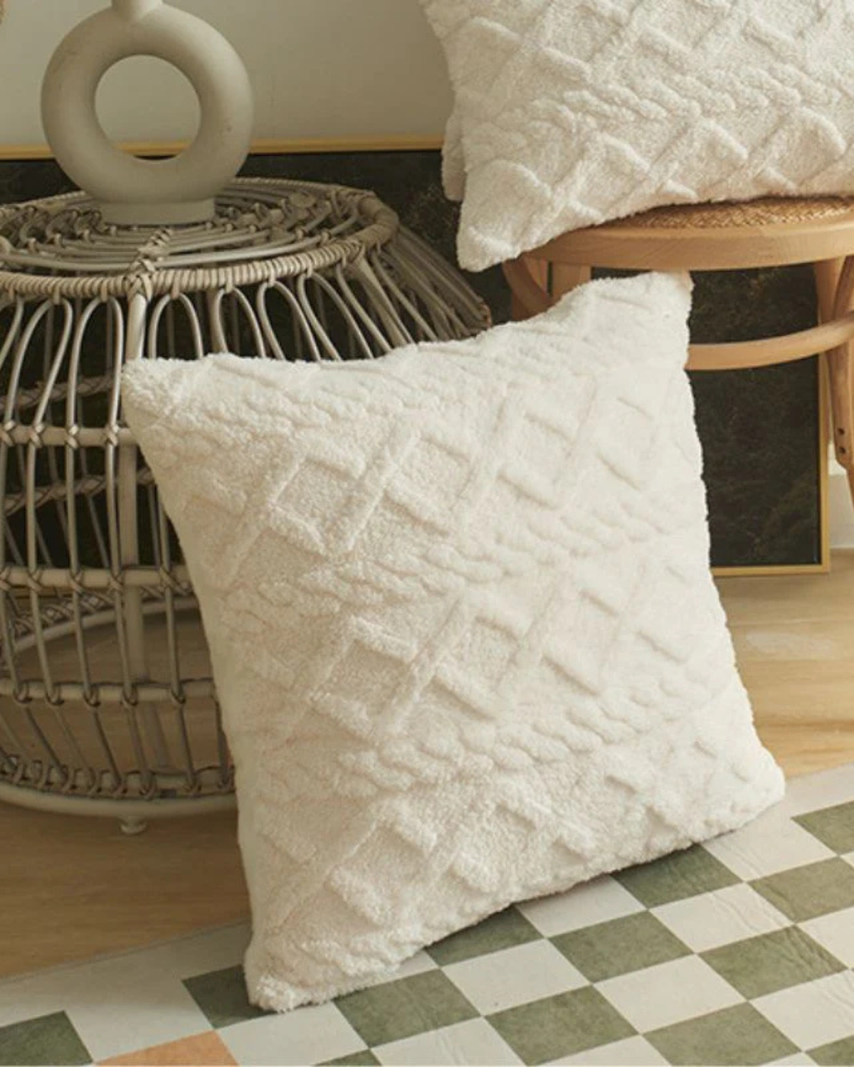 ZenWeave – Luxuriöses Reliefkissen mit subtiler geometrischer Gestaltung für einen stilvollen Innenraum