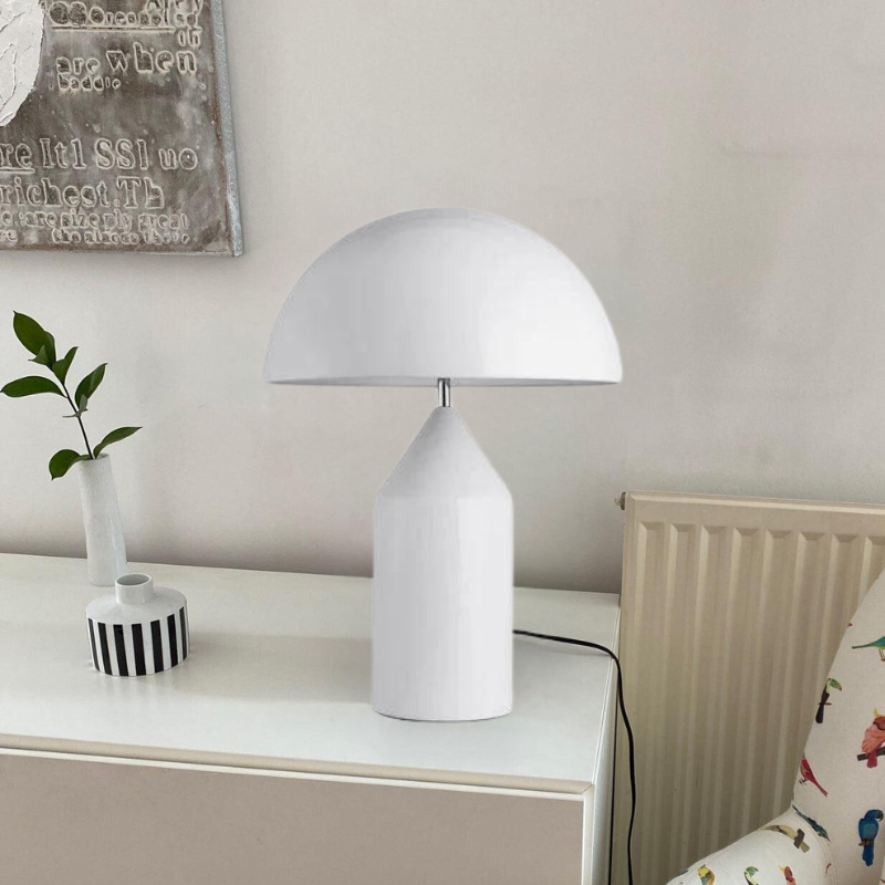 Garduru Metall-Tischlampe | Stilvolle Akzentbeleuchtung für jedes Zuhause