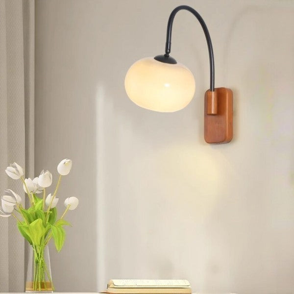 Wandleuchte Bauhaus Persimmon - Design aus olivgrünem Glas mit drehbarer Funktion