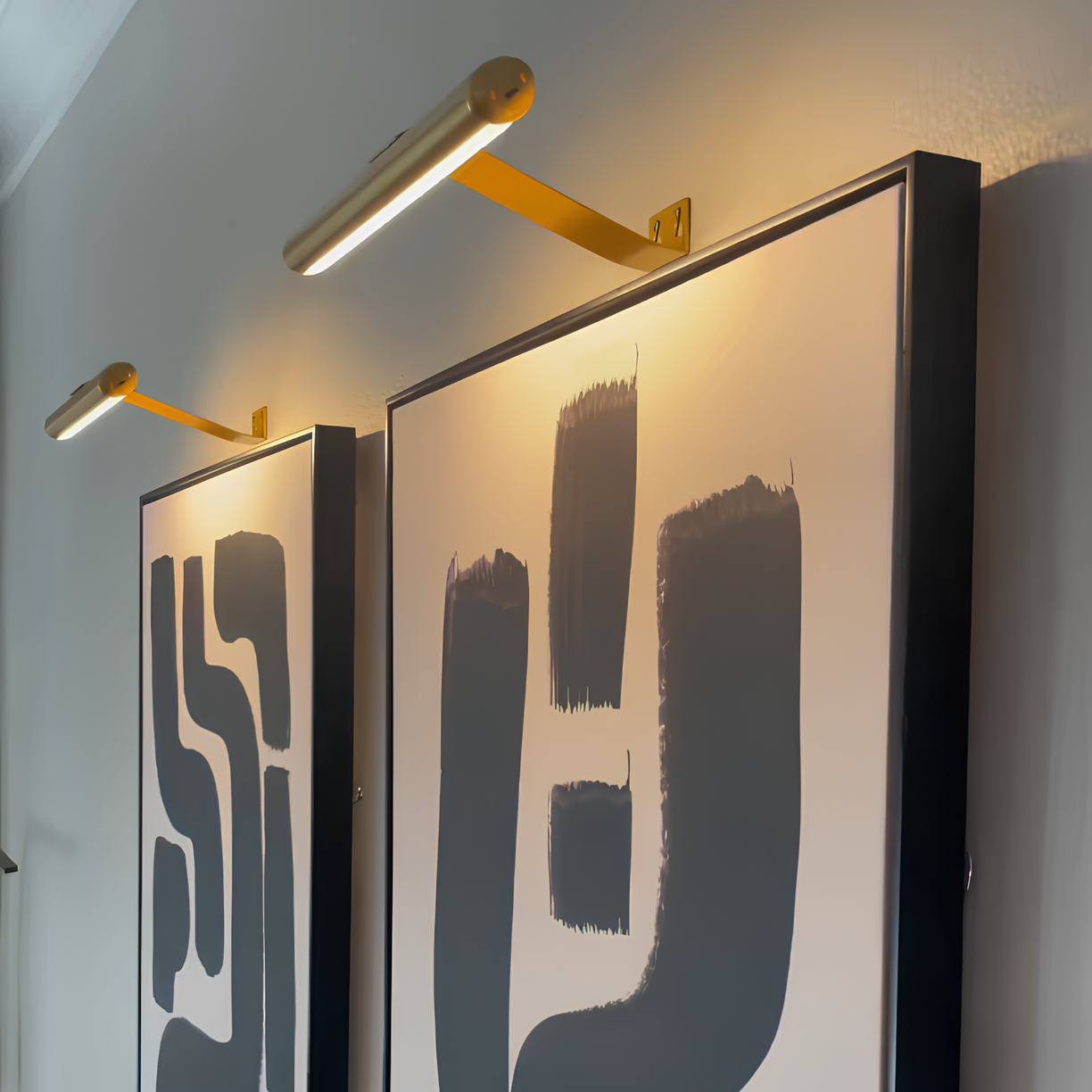 LumiCraft – Elegante Wandlampe mit kabelloser Perfektion