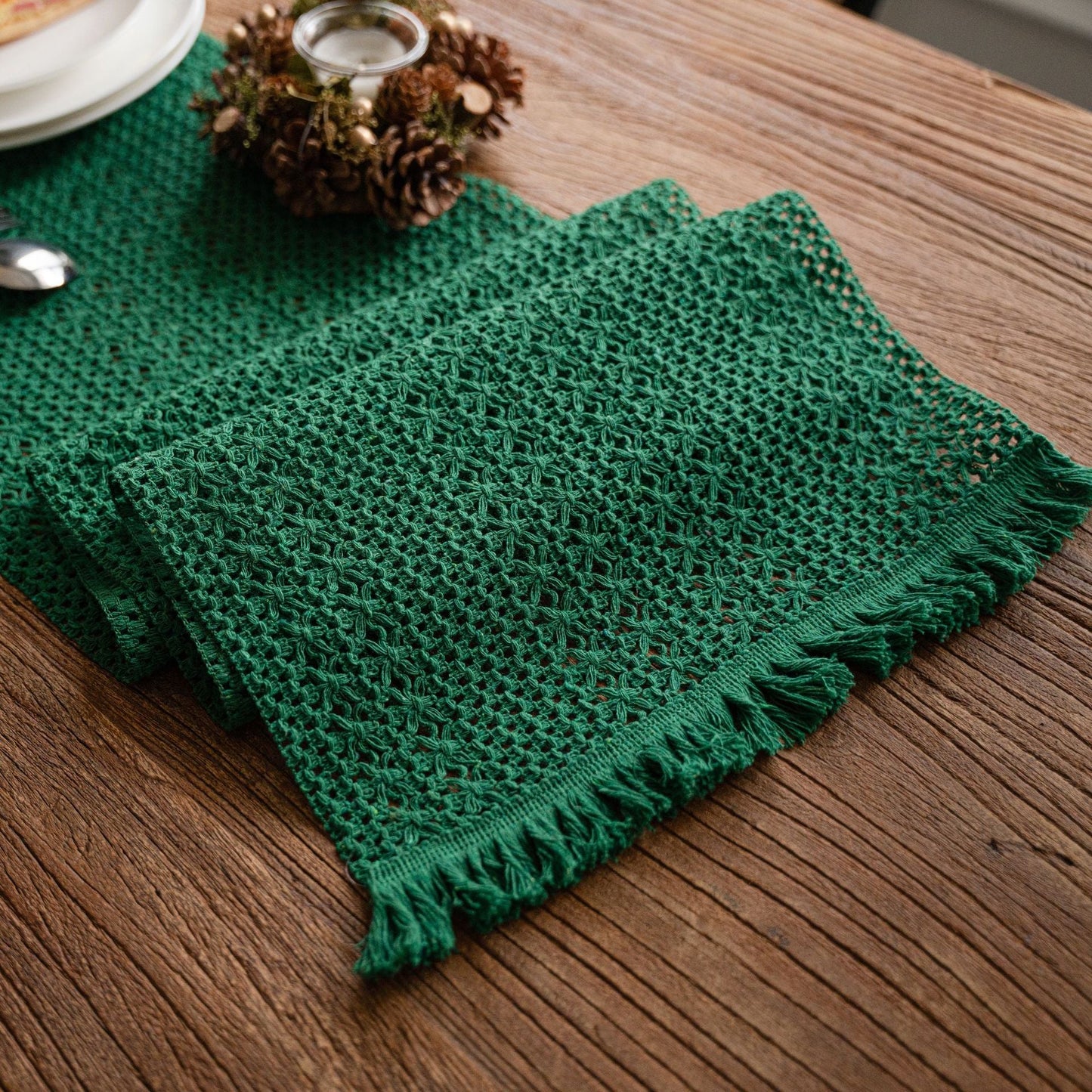 Einfarbiger Gestrickter Tischläufer